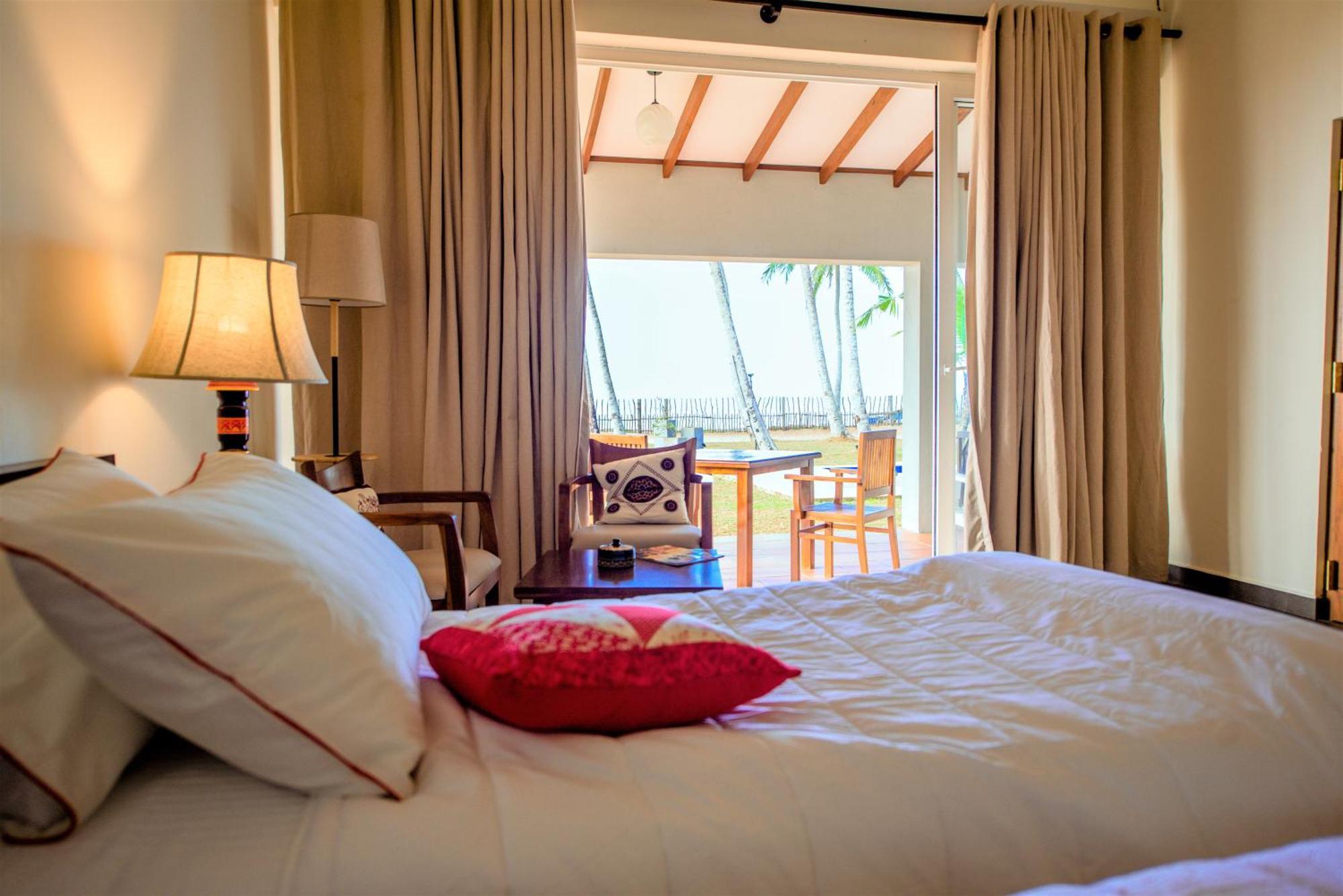 Arhimser Villa-Superb 4 Bedroom Beachfront For 8 In Ranna, Tangalle, Bb, Pool, Free Pick Up For 7 Night Stays Arriving Together, Serviced, Taxes Included Exterior foto