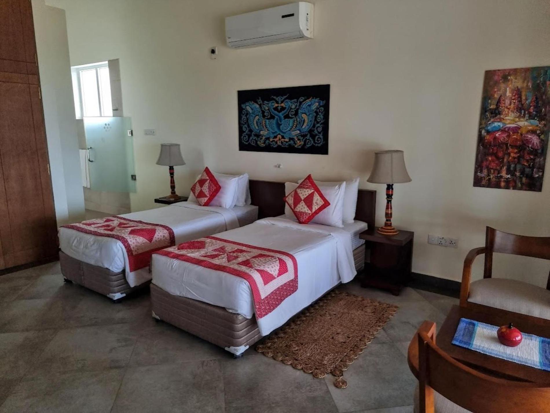 Arhimser Villa-Superb 4 Bedroom Beachfront For 8 In Ranna, Tangalle, Bb, Pool, Free Pick Up For 7 Night Stays Arriving Together, Serviced, Taxes Included Exterior foto