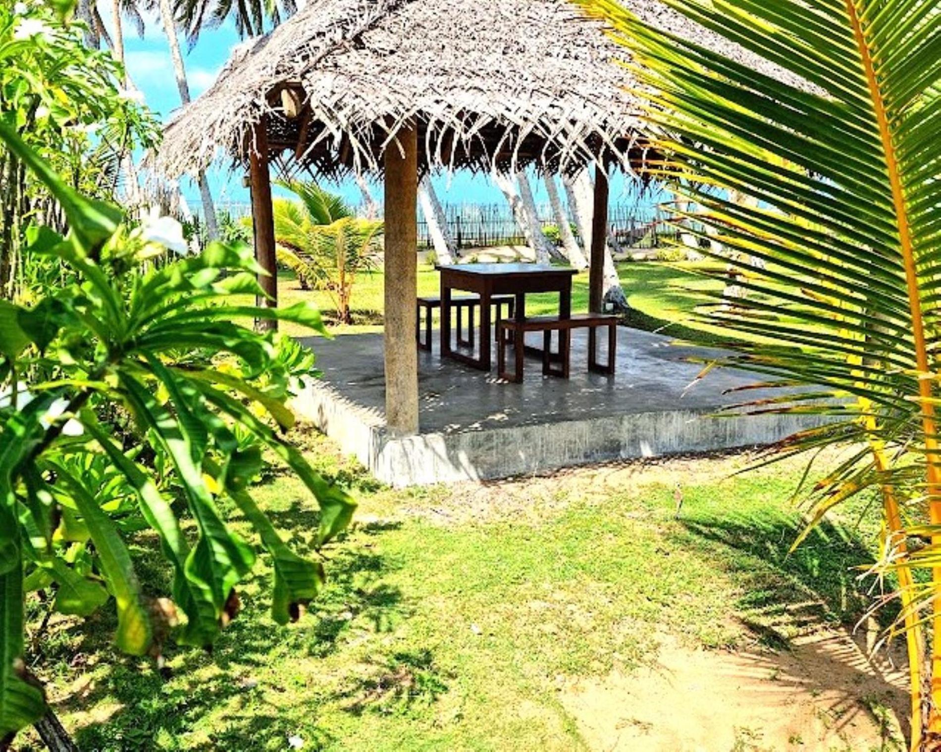 Arhimser Villa-Superb 4 Bedroom Beachfront For 8 In Ranna, Tangalle, Bb, Pool, Free Pick Up For 7 Night Stays Arriving Together, Serviced, Taxes Included Exterior foto